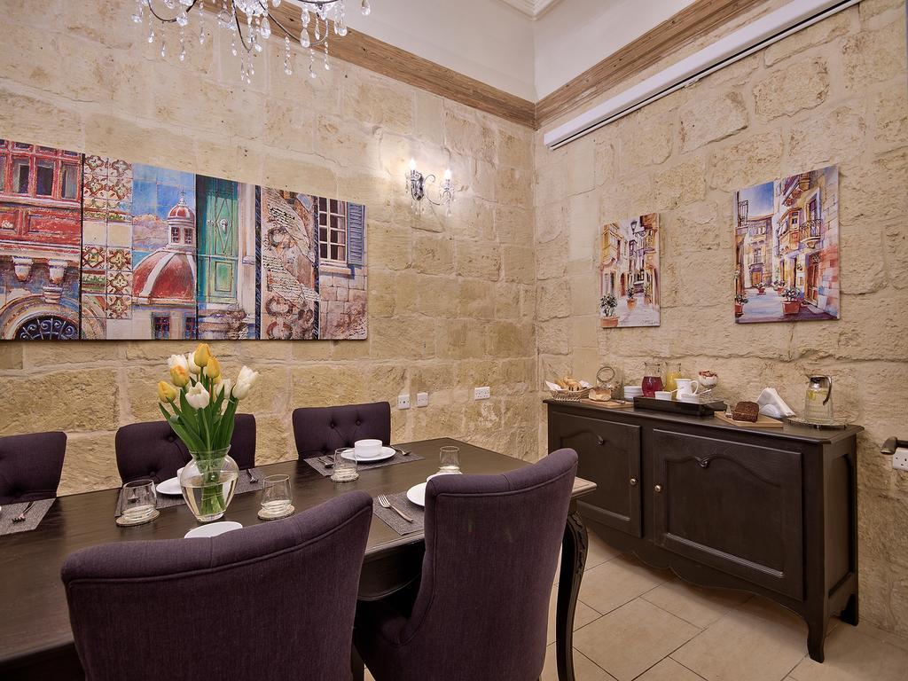 Julesy'S Bnb Cospicua Exterior photo