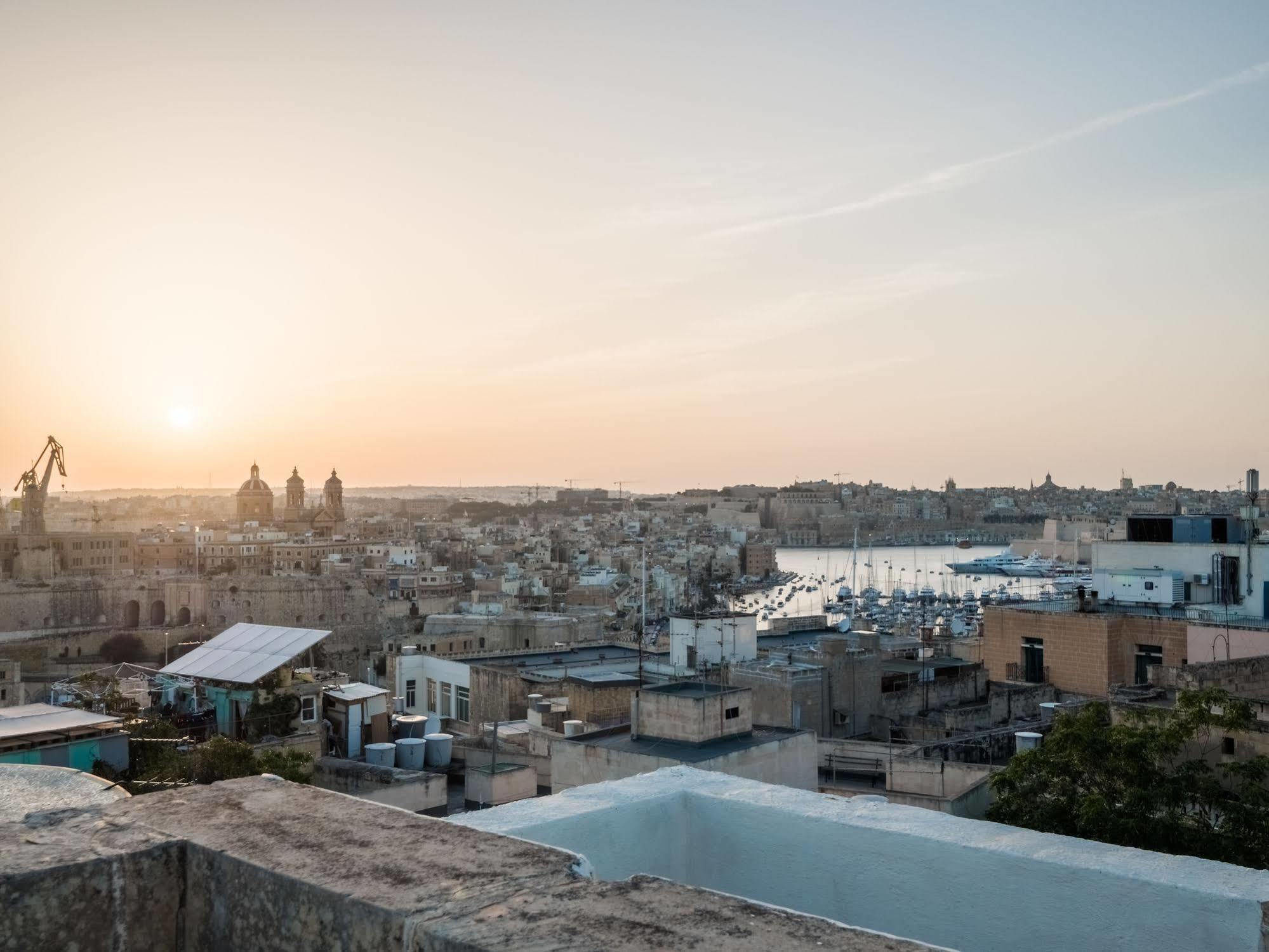 Julesy'S Bnb Cospicua Exterior photo