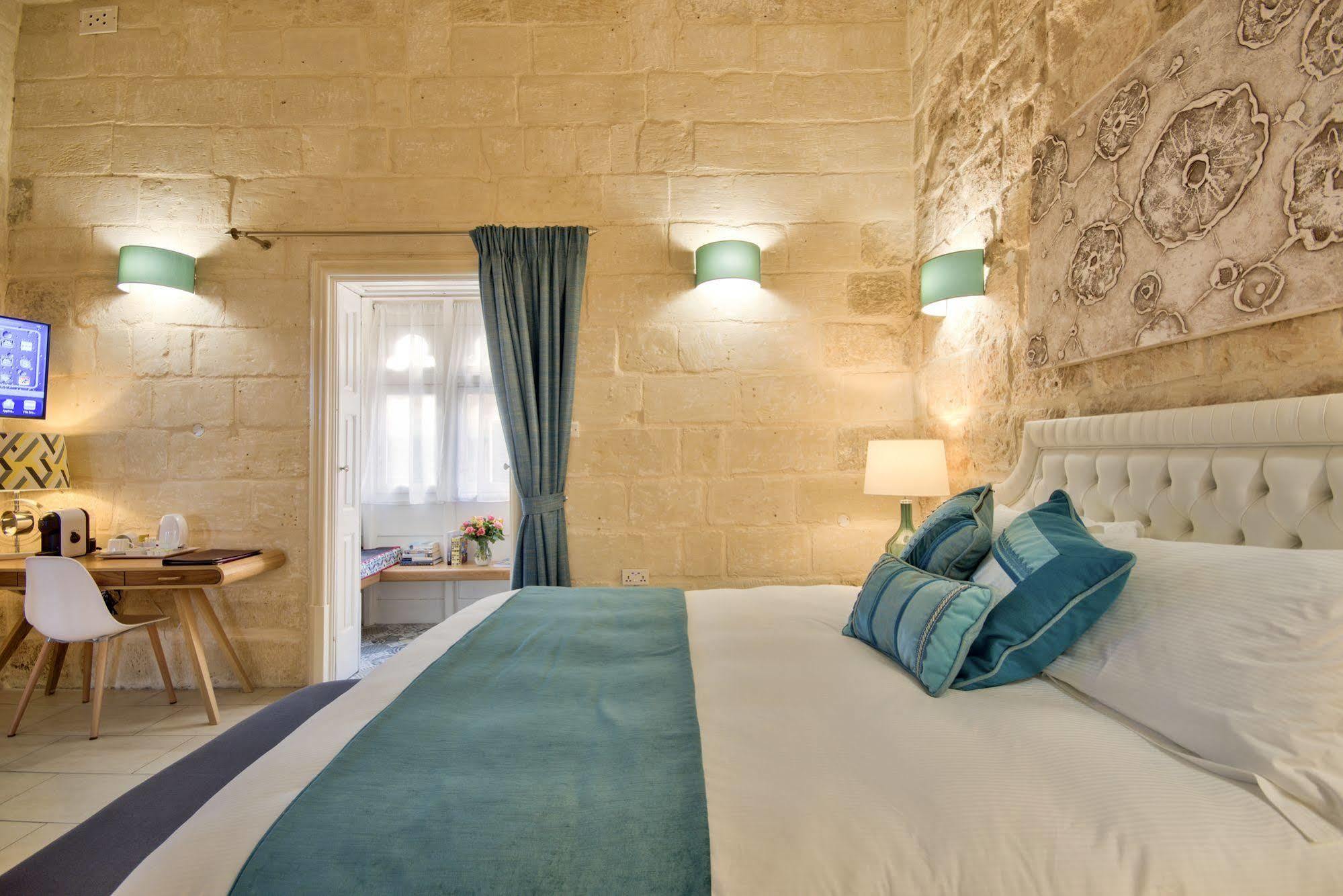 Julesy'S Bnb Cospicua Exterior photo