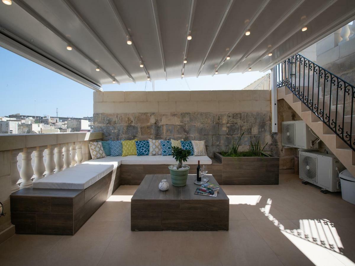 Julesy'S Bnb Cospicua Exterior photo