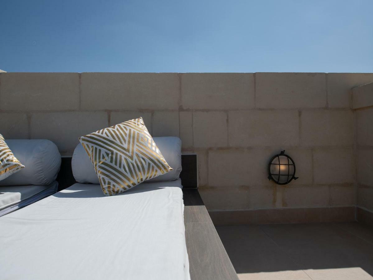 Julesy'S Bnb Cospicua Exterior photo
