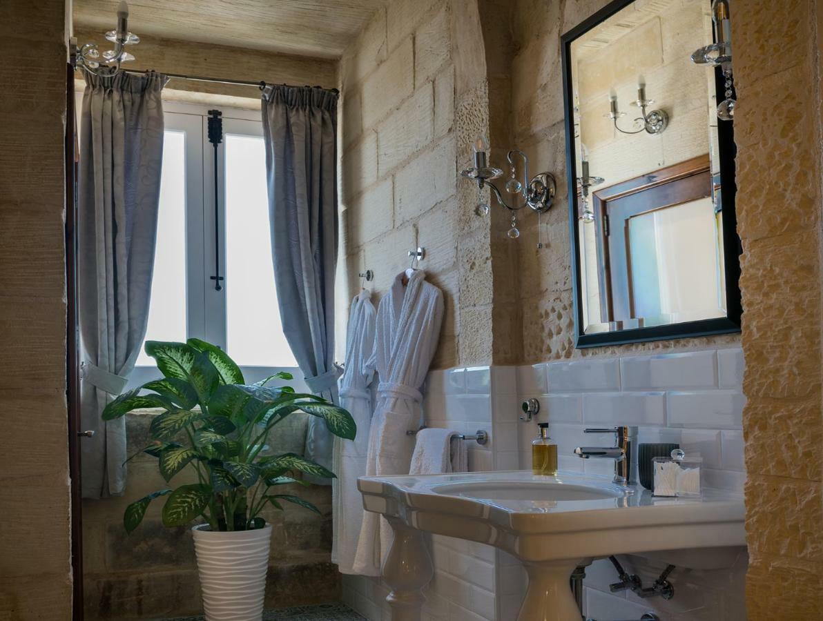 Julesy'S Bnb Cospicua Exterior photo